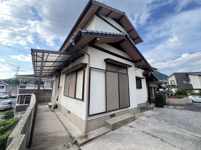 4DK House in Kitakyushu with 215㎡ Land and Free Parking - Thumbnail 3