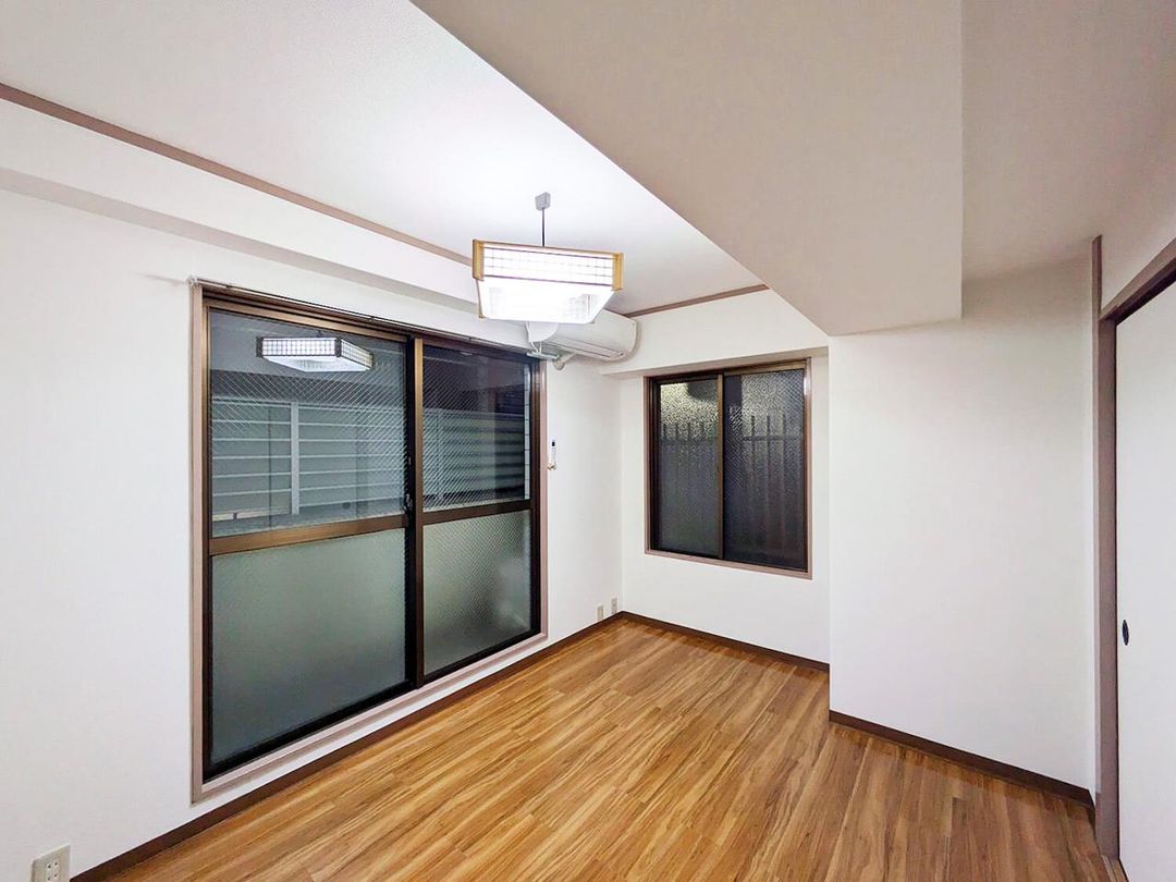 2K Rental Apartment in Toshima-ku, Tokyo 35.1 sqm - Thumbnail 4