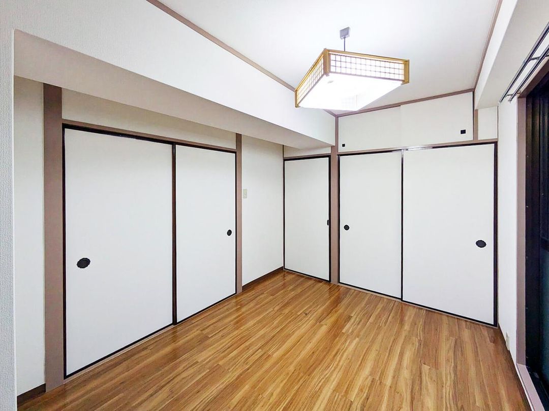 2K Rental Apartment in Toshima-ku, Tokyo 35.1 sqm - Thumbnail 2