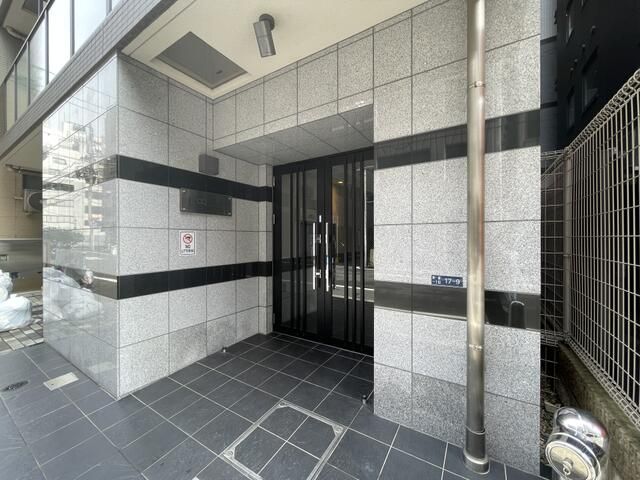 1K Rental Apartment in Shintomi, Chuo City, Tokyo - Thumbnail 2