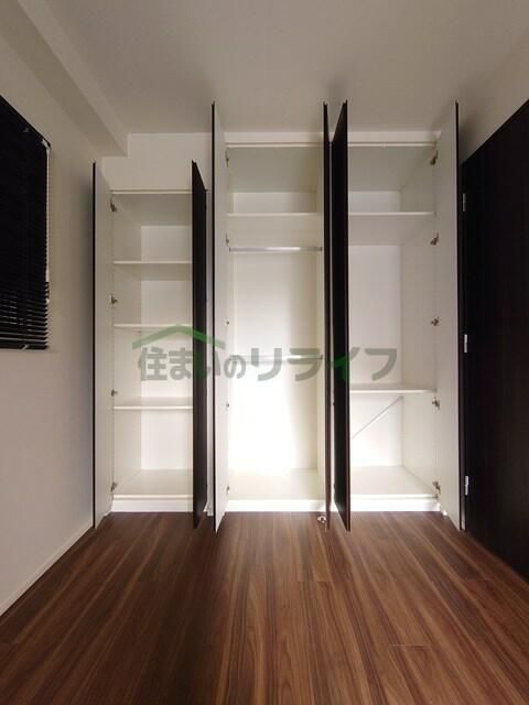 3LDK Apartment for Rent in Bunkyo-ku, Tokyo - 70.52 sqm - Thumbnail 3