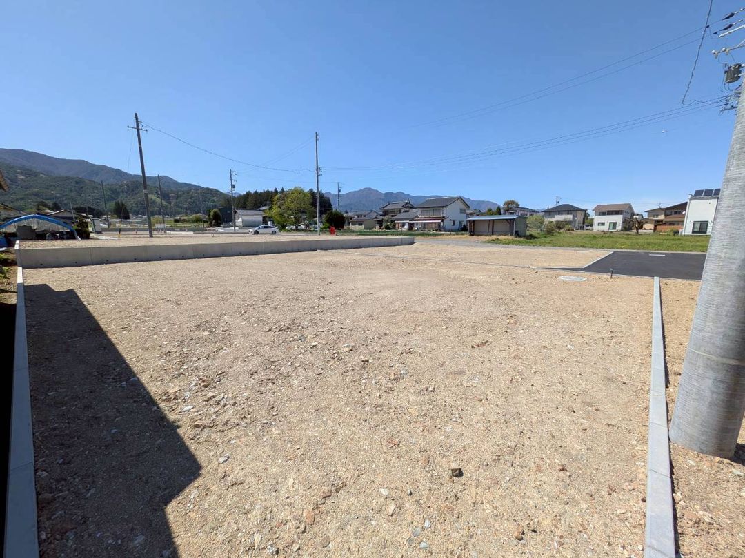 Land for Sale in Yamagata Village, Nagano – 275.68m² Plot - Thumbnail 3