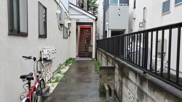 Apartment Building for Sale in Toshima-ku, Tokyo - Thumbnail 3