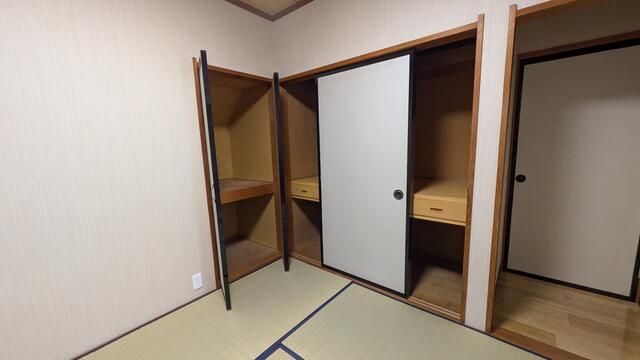2LDK Apartment for Rent in Fukushima City Near Niizaka Station - Thumbnail 3