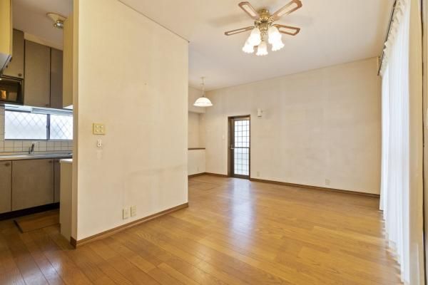 4LDK Detached House for Sale in Machida, Tokyo - 183 sqm - Thumbnail 3
