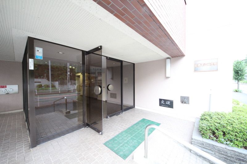 3DK Apartment for Sale in Hino, Tokyo - Hino Hirayamadai Residence - Thumbnail 3