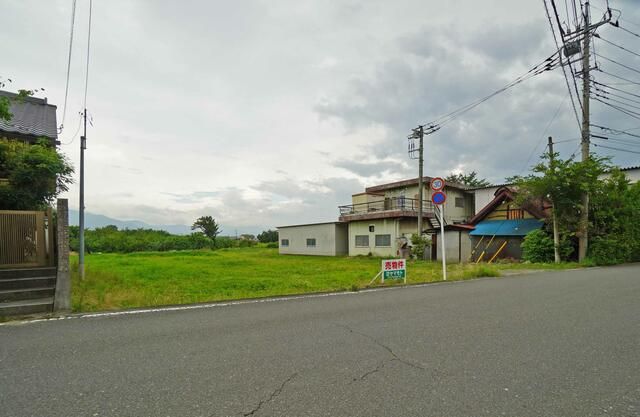 Land for Sale in Fuefuki City, Yamanashi - 776.40 sqm Plot - Thumbnail 3