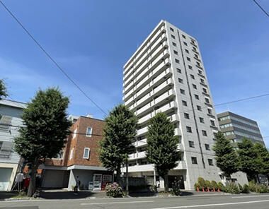 2LDK Apartment for Rent near Kikusui Station, Sapporo - Image 1