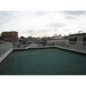 Detached 4LK House for Rent in Bunkyo's Mejirodai, Tokyo - Thumbnail 2