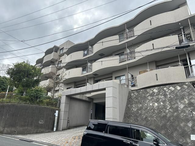 3LDK Apartment for Sale in Kanazawa Ward, Yokohama - Thumbnail 2