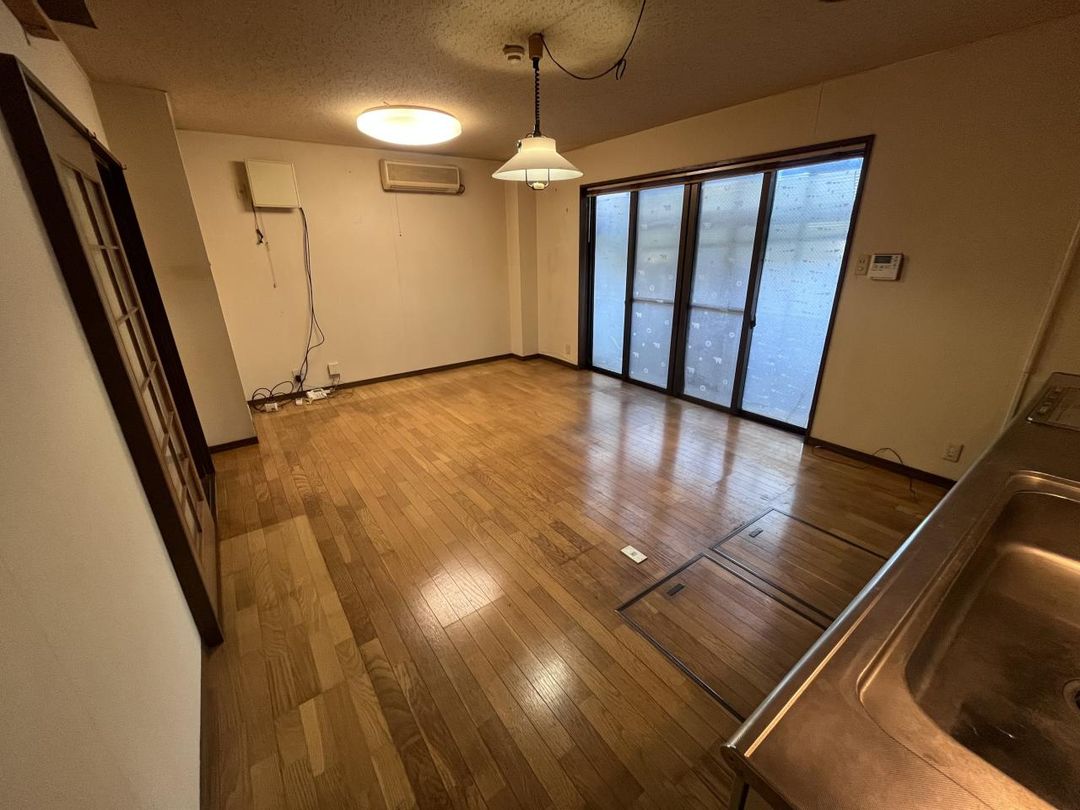 4LDK Steel-Frame House in Toyama City with 188.84 sqm Floor Area - Thumbnail 3