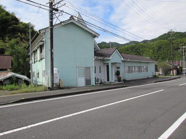 Former Guesthouse for Sale in Fujieda, Shizuoka - 4SDK Layout - Thumbnail 2