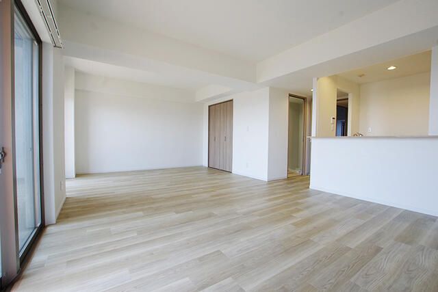 2LDK Apartment for Sale in Odawara, Kanagawa with Balcony - Thumbnail 3