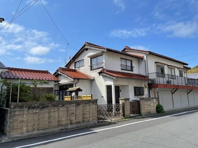 Large 9DK Detached House for Two Families in Ota City, Shimane - Thumbnail 3