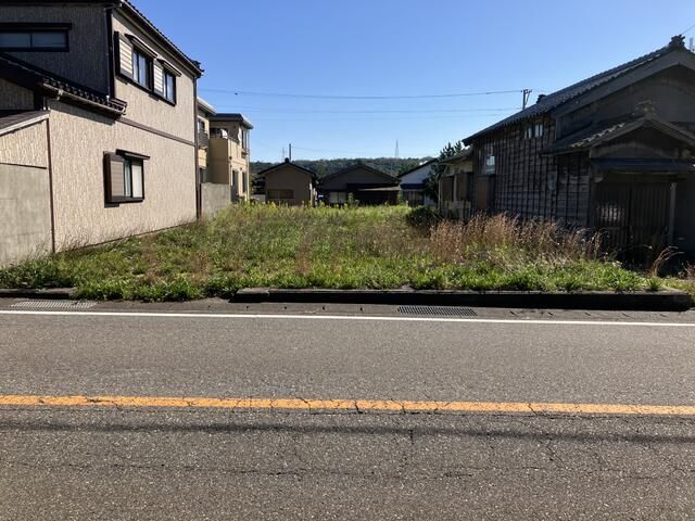 Large Residential Land Plot for Sale in Kashiwazaki, Niigata - Thumbnail 4