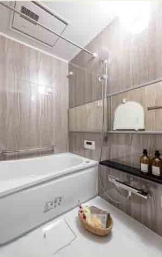 3LDK Corner Apartment for Sale in Central Sapporo, Hokkaido - Thumbnail 3