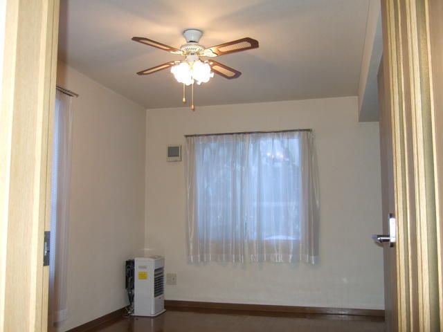Villa Prestige 1LDK Apartment for Rent in Central Sapporo - Thumbnail 3