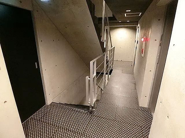 22-Unit RC Apartment Building in Atsubetsu, Sapporo - Thumbnail 4