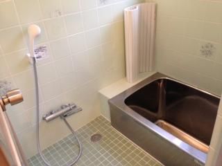 Terrace House for Rent in Shinjuku, Tokyo - 3DK with Garden - Thumbnail 4