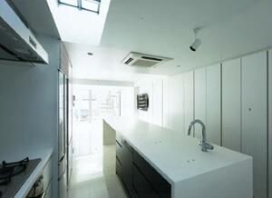 Modern 3-Story Townhouse for Sale in Shibuya, Tokyo - Thumbnail 4