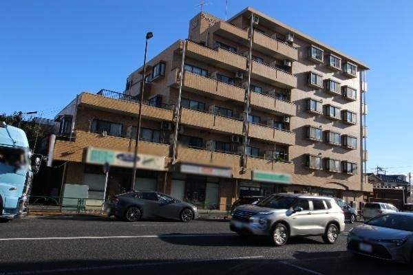 Lions Mansion Tachikawa 2SLDK Apartment for Sale in Tokyo - Thumbnail 2
