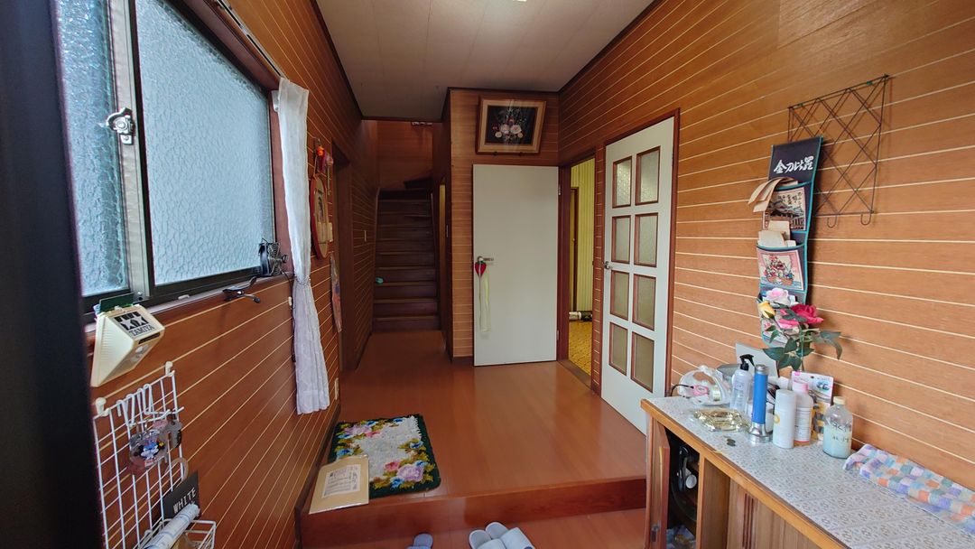5DK Corner Lot House for Sale in Omura, Nagasaki - Thumbnail 3