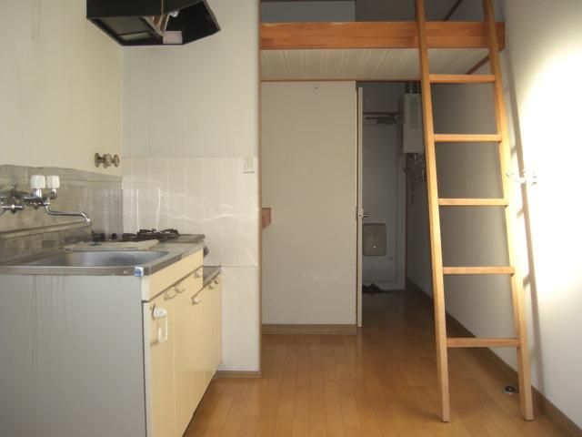 Studio Apartment for Rent in Akita City, Akita - 22.77 sqm - Thumbnail 3
