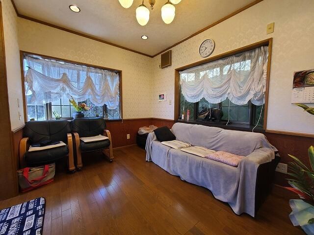 4DK Detached House for Sale in Urami, Ito City, Shizuoka - Thumbnail 2