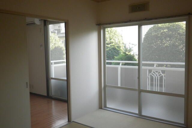 3DK Apartment for Rent in Akishima, Tokyo – 56.40 sqm - Thumbnail 4