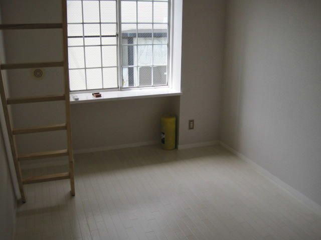 Rental Apartment in Kawasaki, Nakahara-ku - 14 sqm, 1R - Thumbnail 3