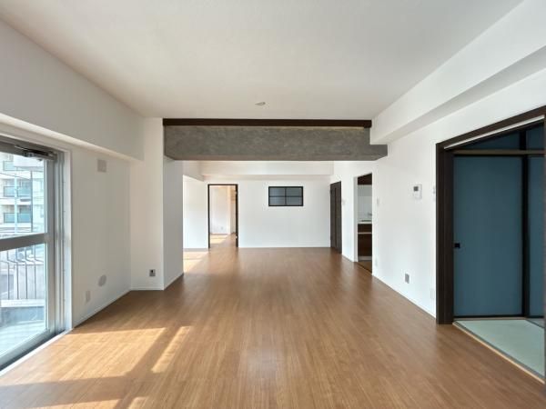 Renovated 3LDK Apartment for Sale in Central Sapporo, Hokkaido - Thumbnail 3
