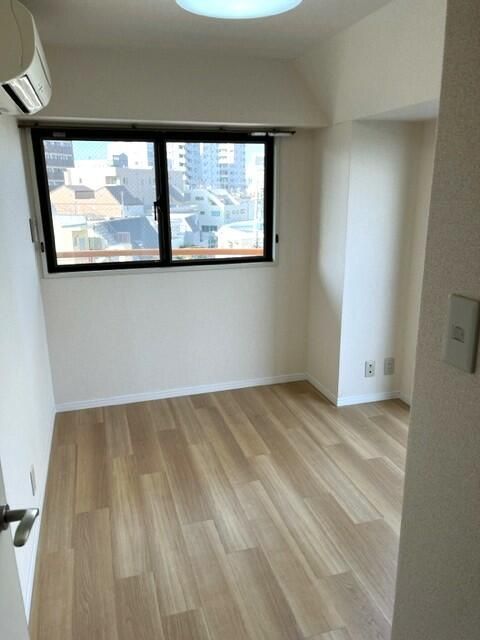 2DK Apartment for Rent in Suginami, Tokyo - 40.00㎡ - Thumbnail 4
