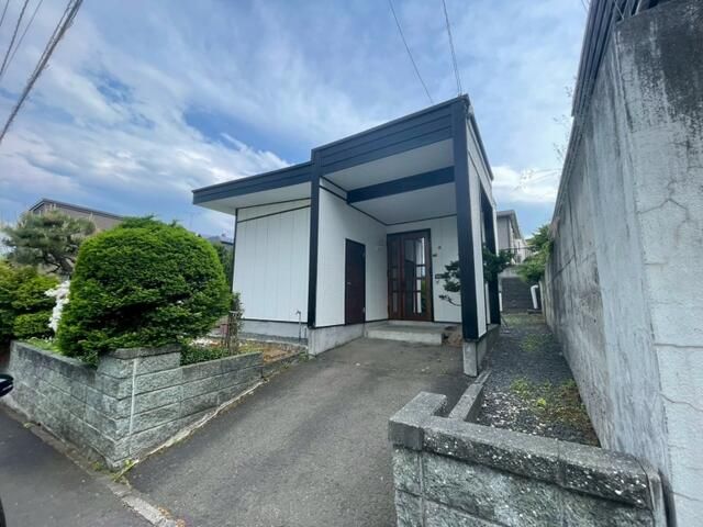 4LDK Detached House with 436 sqm Land in Nishi Ward, Sapporo - Thumbnail 4