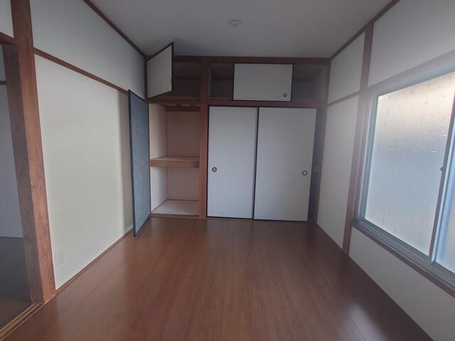Renovated 2K House for Rent in Chiba City, Chiba - Thumbnail 4