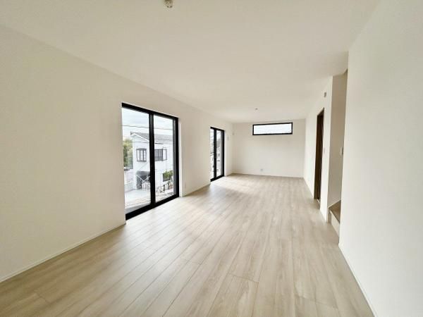 New 4LDK Detached House for Sale in Kami-Nagaya, Yokohama - Thumbnail 3