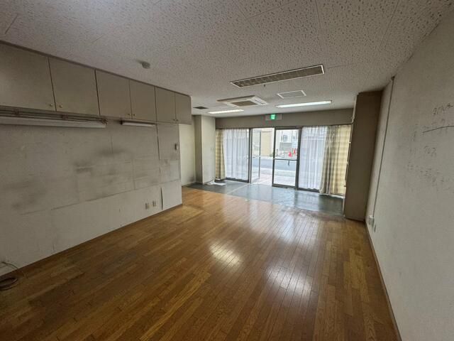 177.54 sqm Maisonette Office/Shop for Rent in Asakusabashi, Tokyo - Thumbnail 3