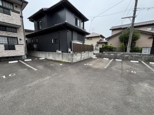 12-Unit Apartment Building for Sale in Sendai, Miyagi - Thumbnail 3