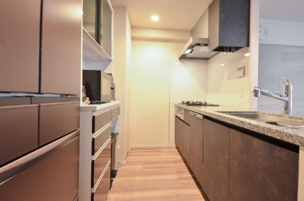 Bausu Nishi-Ojima 3LDK Apartment for Sale in Koto, Tokyo - Thumbnail 3