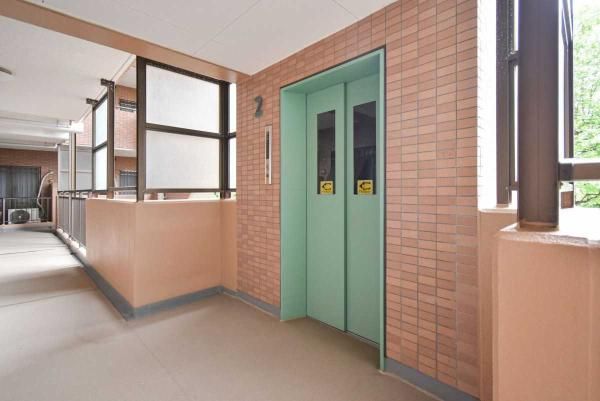 Cosmo Tsudanuma Grace City 3LDK Apartment for Sale in Funabashi - Thumbnail 2