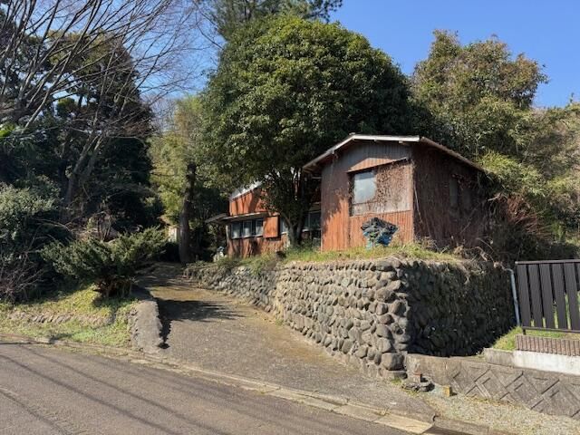 Land for Sale in Atsugi Kanagawa - 1509.7 sqm Plot with Rebuild Rights - Thumbnail 2