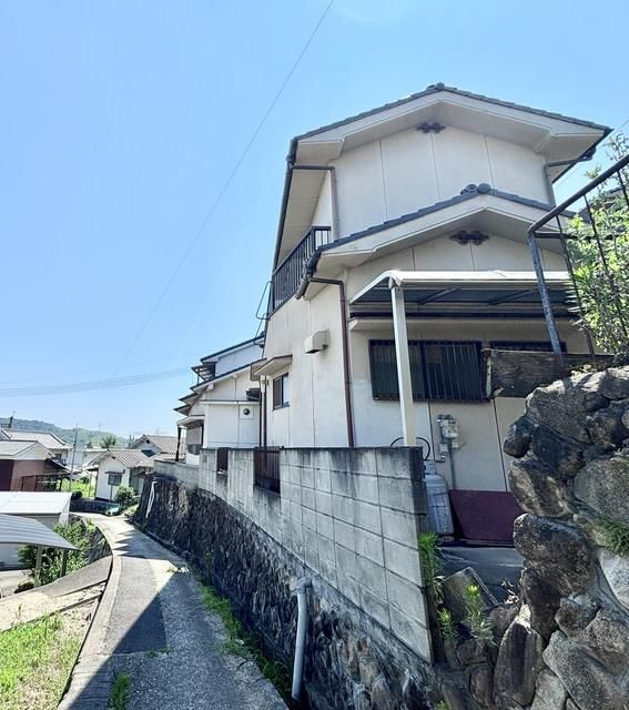 8DK Detached House for Sale in Onomichi, Hiroshima - Thumbnail 3