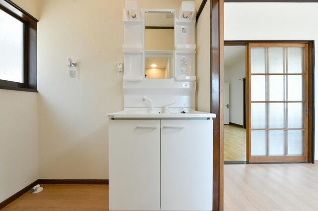 Compact 4K House for Sale in Niigata City's Higashi Ward - Thumbnail 2