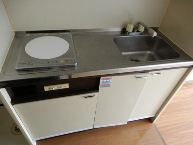 1K Apartment for Rent in Machida, Tokyo Near Tamagawa Gakuen Station - Thumbnail 3