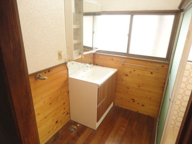 4-Bedroom House in Yanagawa with Garden and Parking - Thumbnail 4