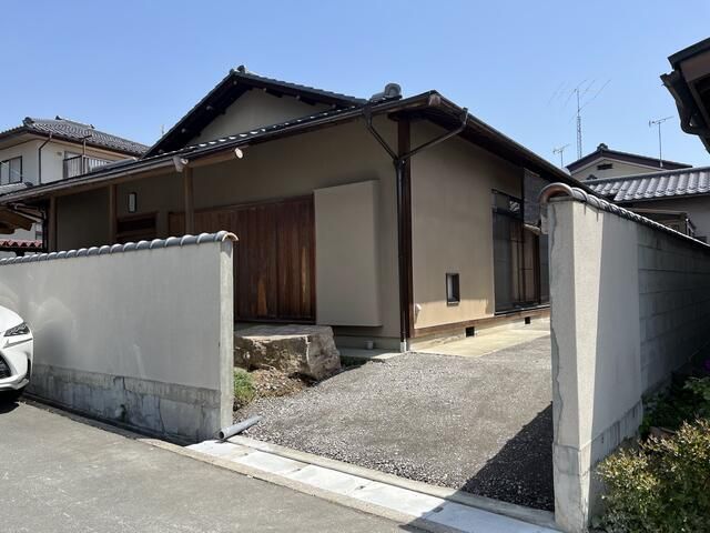 21-Tatami LDK House with 2 Free Parking Spaces in Nagano City - Image 1