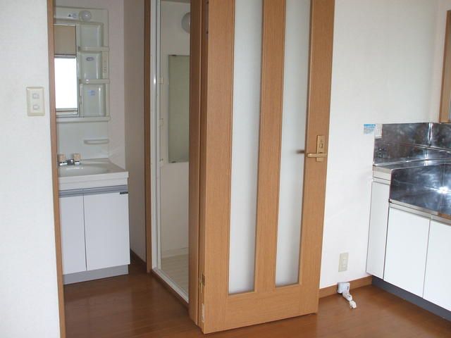 2DK Apartment for Rent in Asao Ward, Kawasaki, Kanagawa - 37.19 sqm - Thumbnail 3
