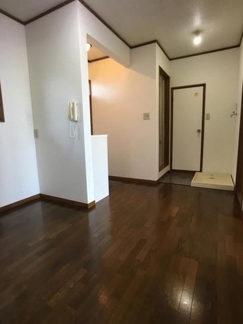 2DK Apartment for Rent near Sugita Station, Yokohama - Thumbnail 4
