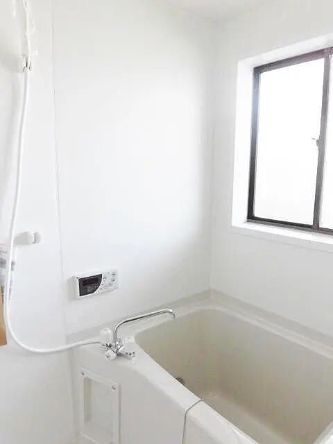 2K Apartment for Rent in Central City, Yamanashi - 35,000 Yen - Thumbnail 4