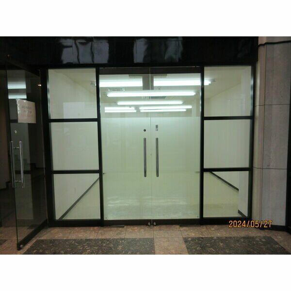 Sapporo Chuo Ward Office for Rent - 68.54 sqm, Near Streetcar - Thumbnail 3