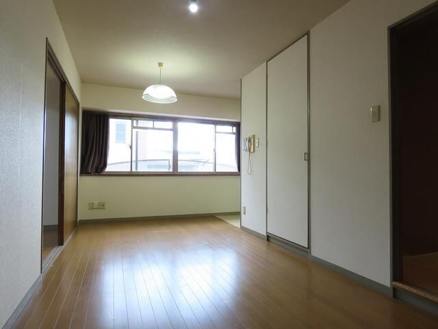 2LDK Corner Apartment for Sale in Matsumoto, Nagano - Thumbnail 4